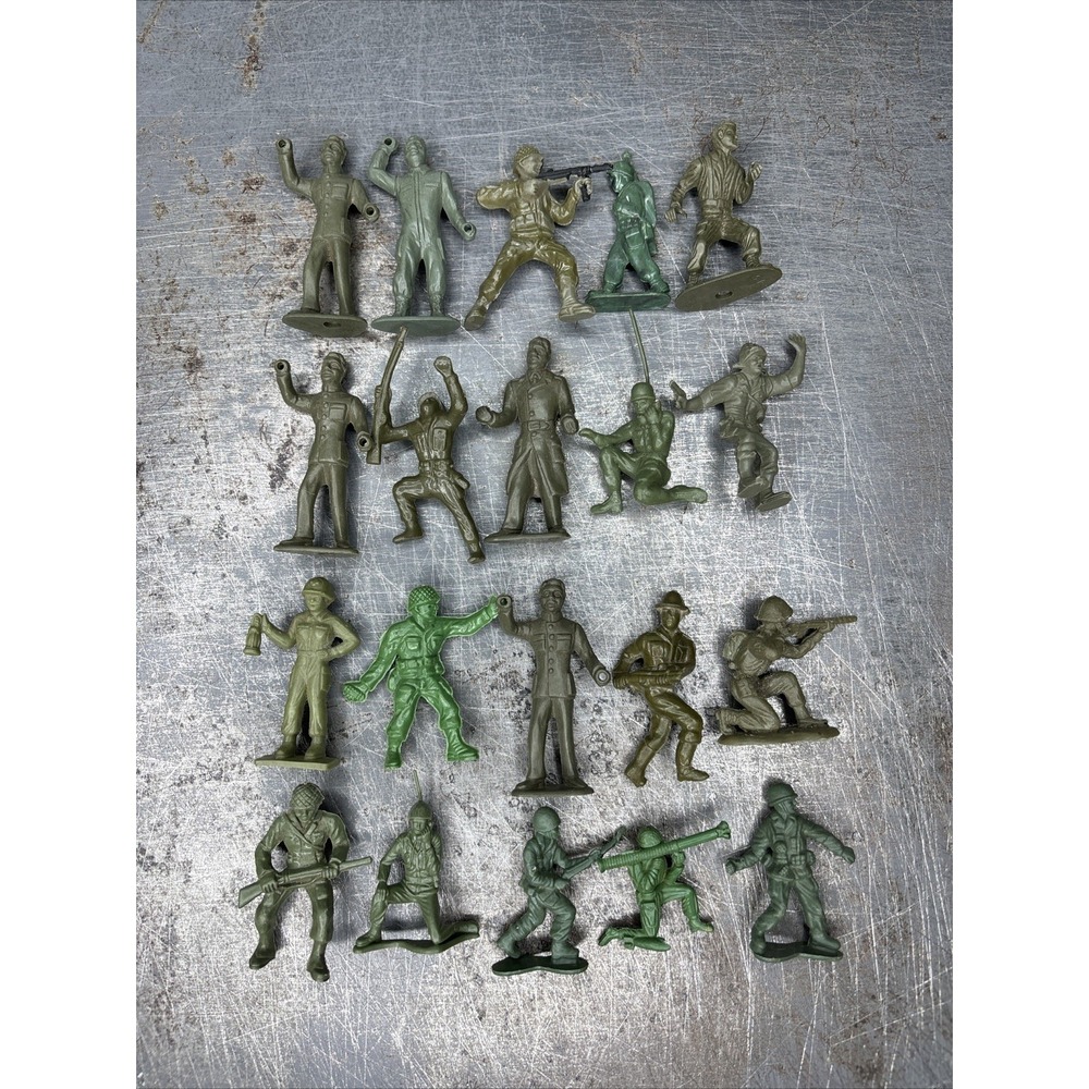 Vintage 1960s Marx MPC Ring Hand Playset Plastic‎ Figures Green Army Lot Of 20